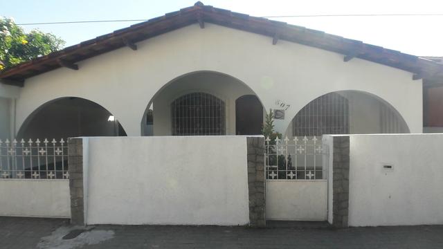 Casa em Jardim Camburi