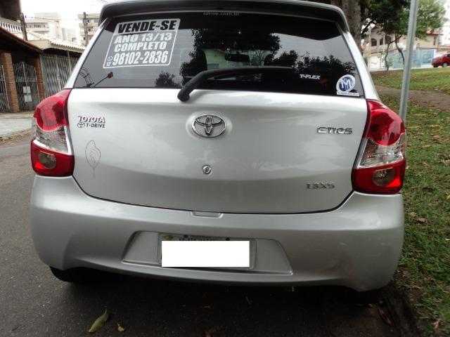 Toyota/Etios HB XS 2013 1.3 - Foto 2