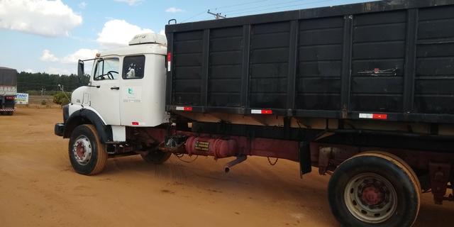 Vendo ou troco caminhão toco ou retroescavadeira - Foto 5