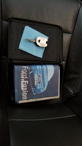 Fusion awd com teto dou de entrada numa casa - Foto 6