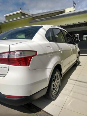 Grand Siena Attractive 1.4 Flex 2014