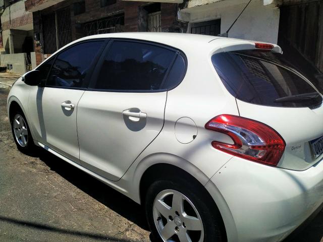 Peugeot 208 Active - Foto 9