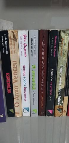 Livros da Zibia Gasparetto e outros - Foto 3
