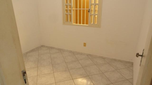 Apartamento 2 quartos, Jacaraípe, perto da praia, não tem condominio - Foto 2