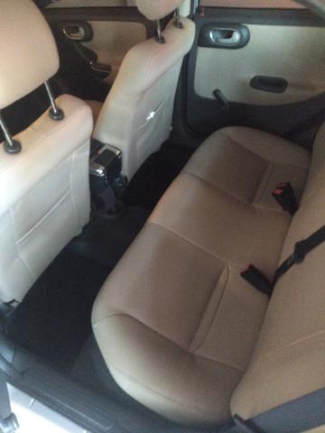 Corsa sedã Premium 1.4 Power flex - Foto 2
