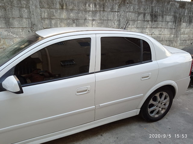 Astra 2011 Automático impecável