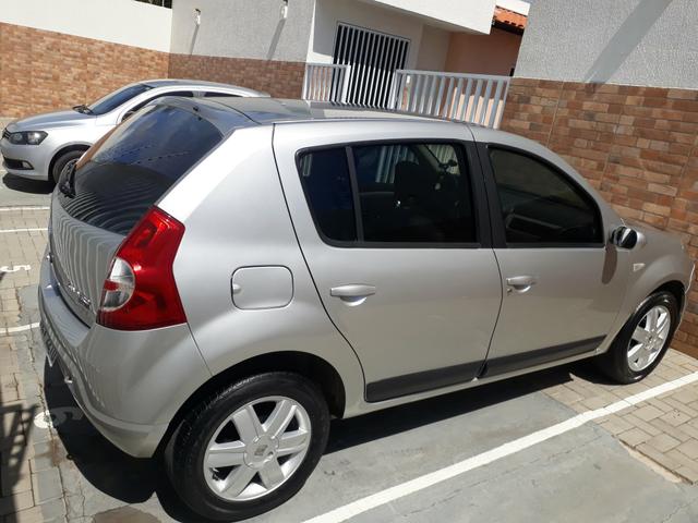 Vendo sandero top!!! - Foto 2