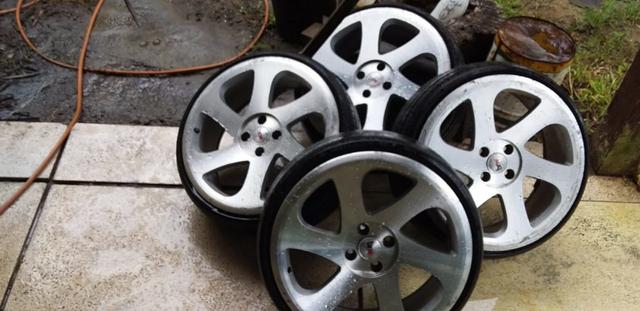Rodas BRW - Aro 18 c/ pneus meia vida