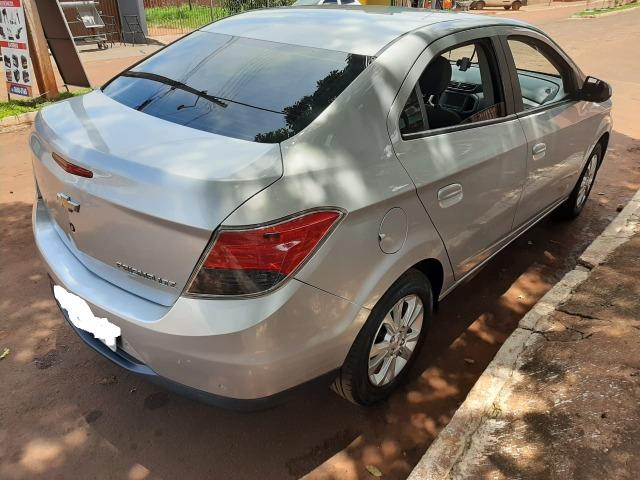 Vendo prisma 2015, muito novo - Foto 10
