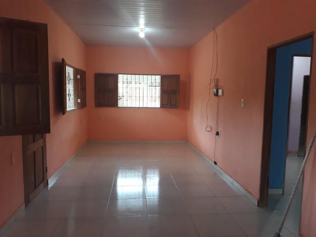 Alugo casa 1 quarto