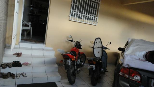 Vende-se está Casa (Quitada) - Foto 2
