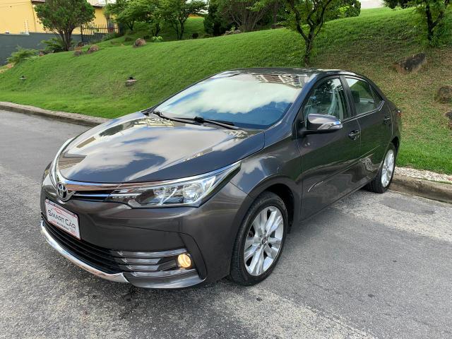 Toyota Corolla Xei cinza aut 2018 27.000km - Foto 7