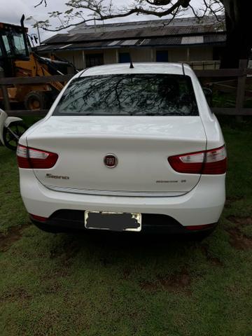 Carro Leia a discrição - Foto 3