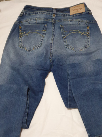 calça jeans estravaganzza