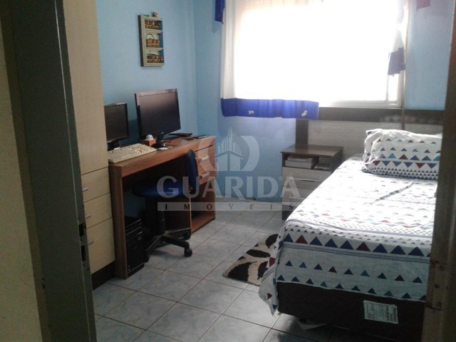 Apartamento para comprar no bairro Rubem Berta - Porto Alegre com 3 quartos - Foto 6