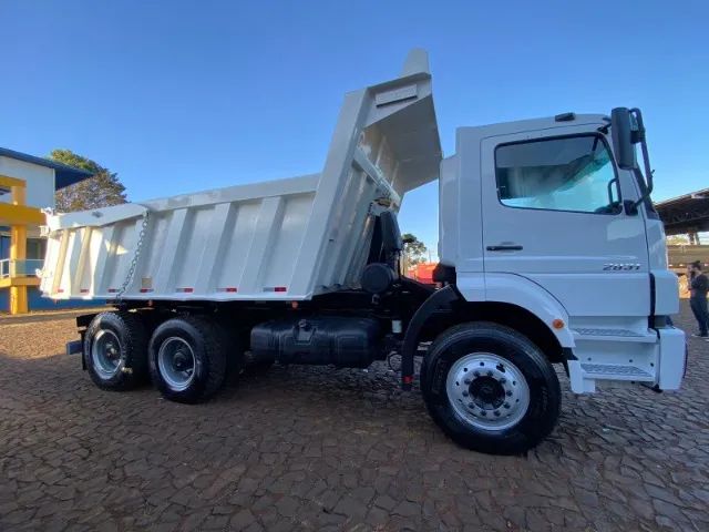 MB Axor 2831 6x4 - Foto 6