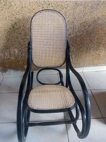 Cadeira balanço palhinha 