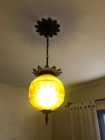 Lustre antigo em bronze 