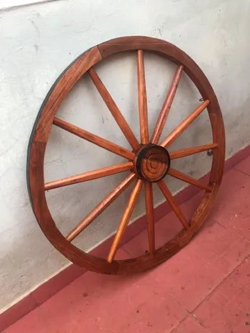 Roda de carroça decorativa  - Foto 3