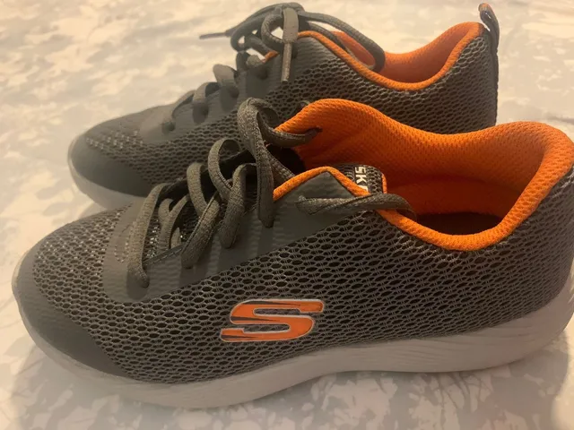 Tenis skechers infantil  +13 anúncios na OLX Brasil