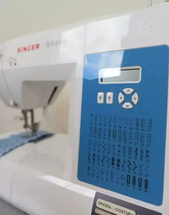 Máquina de costura Singer Brilliance 6160 - Foto 2