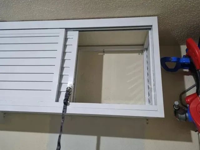 Box de alumínio para garagem - Foto 4