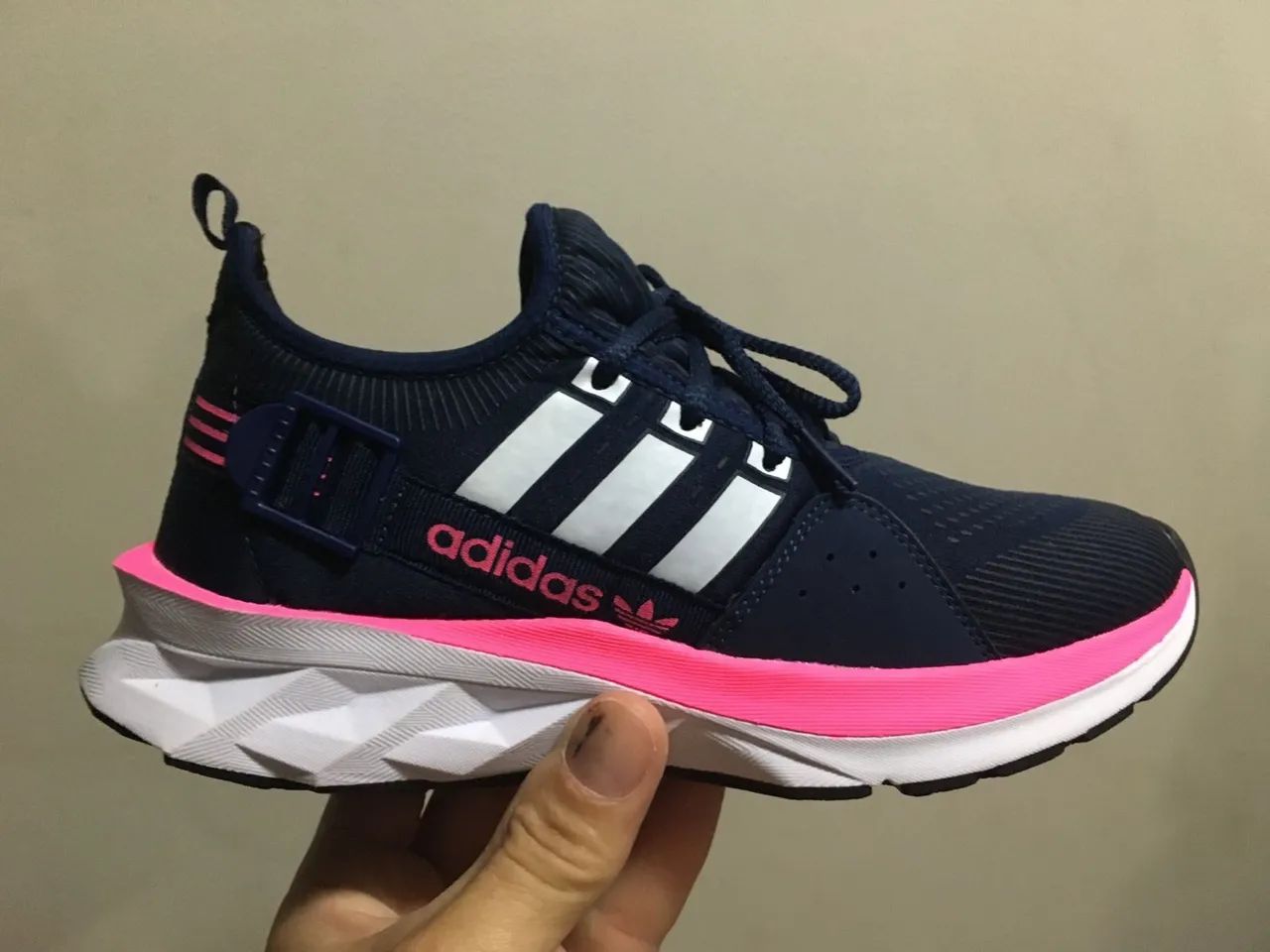 Tênis Adidas para academia  - Foto 5