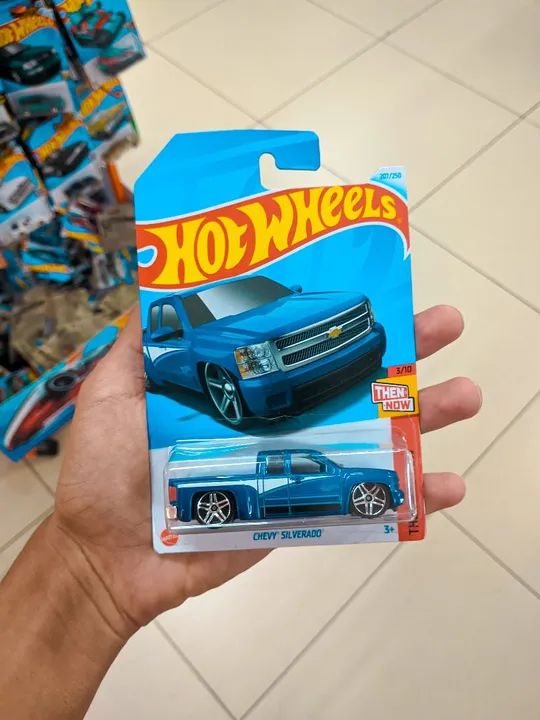 Chevy Silverado Hot Wheels - Then and Now - Lacrado!