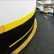 Protetor de quina para estacionamento 