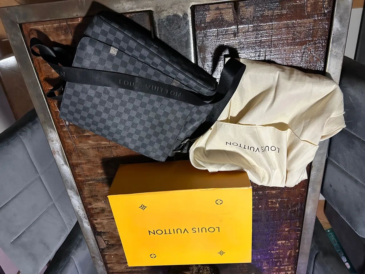 Bolsa de Ombro Louis Vuitton - Foto 2