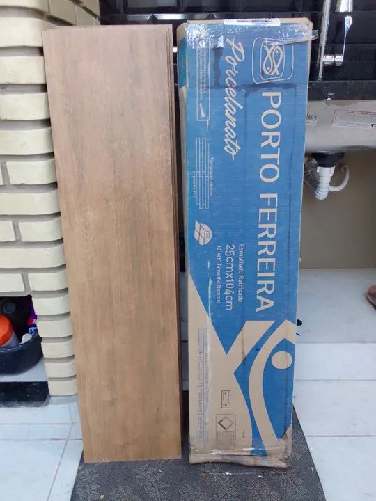 Vendo 12 pçs porcelanato régua 