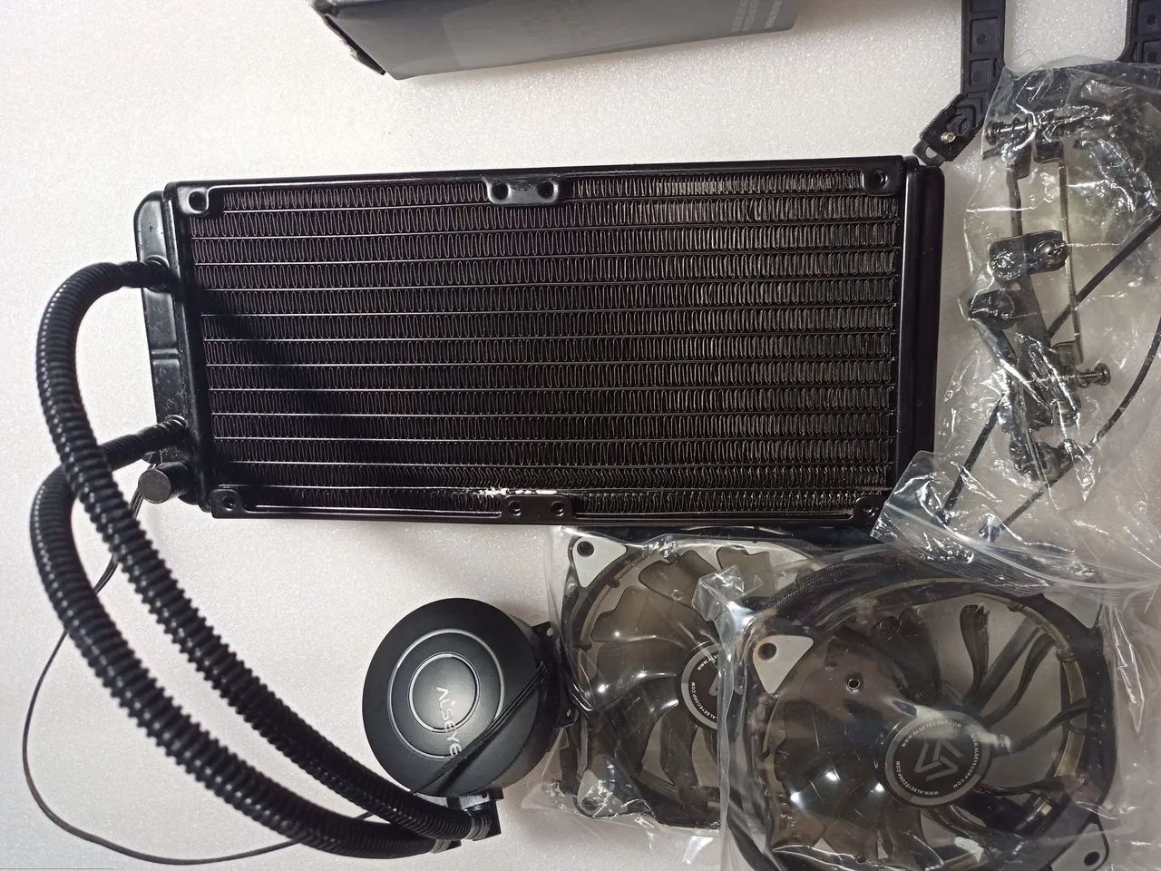 Processador Ryzen 9 5900x lacrado + Water Cooler 240mm Processadores