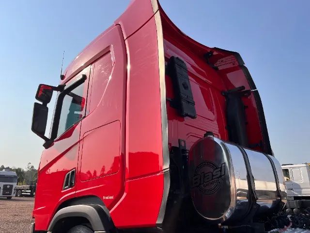 Scania R 450 A6X2 2021 Seminovo Completo Revisado Único Dono Baixo Km Vermelho - Foto 5
