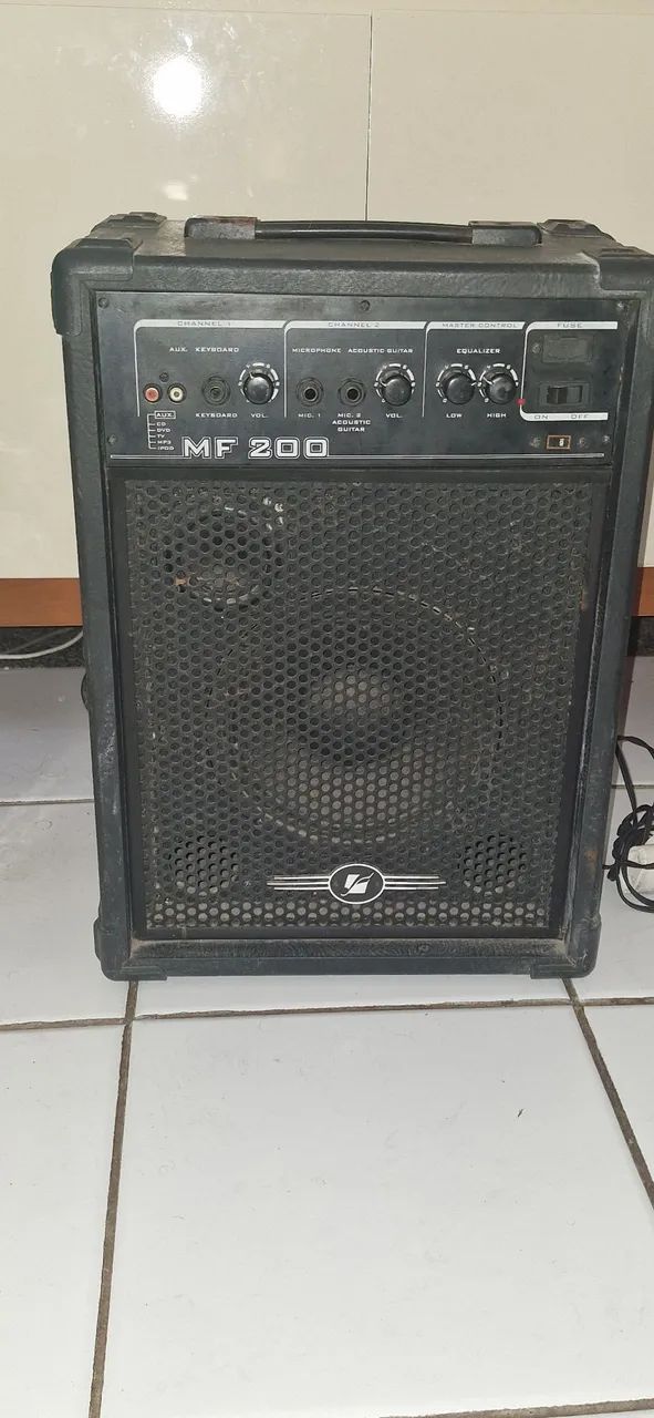 Vendo caixa amplificadora de som