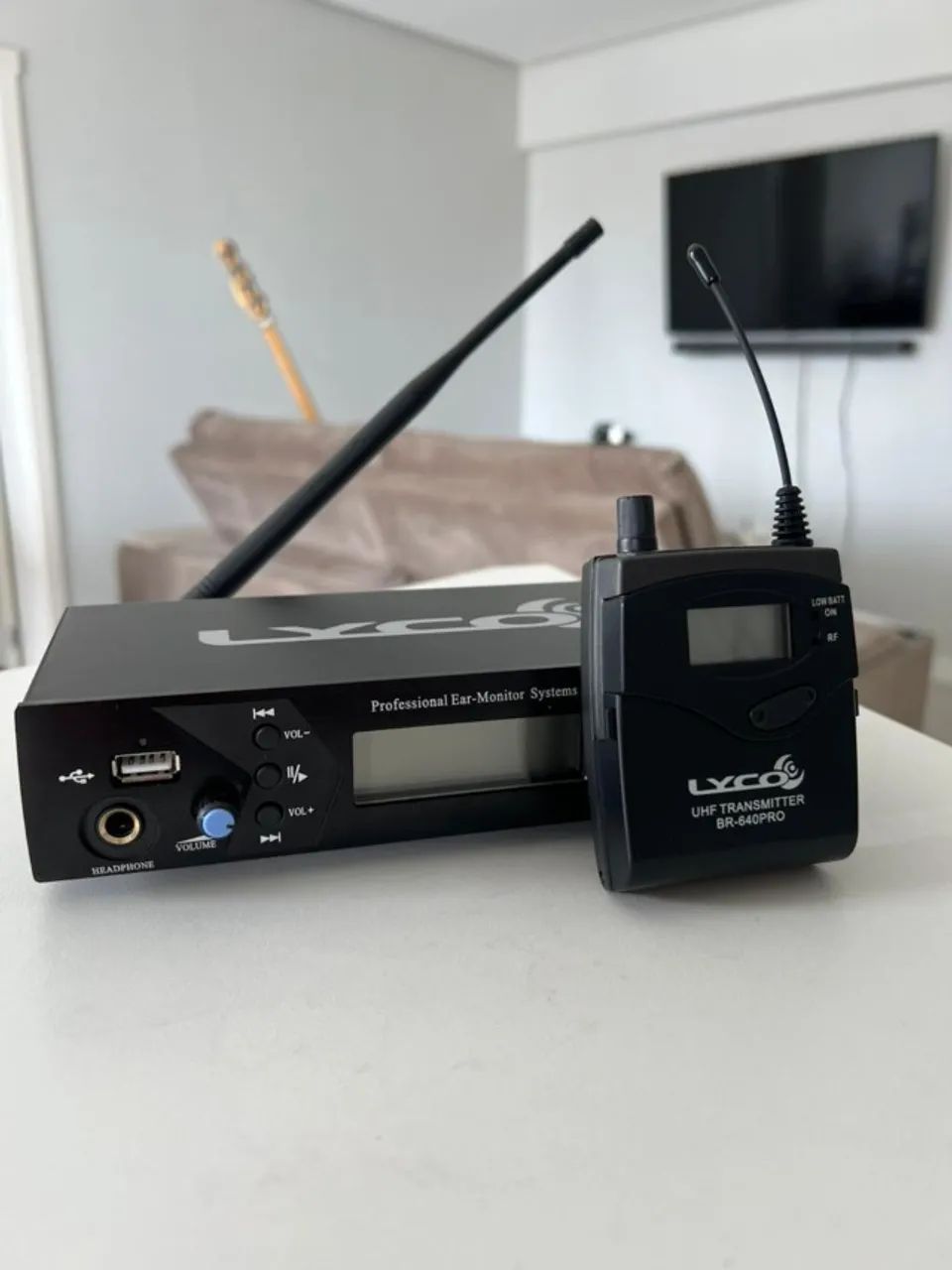 Sistema Lyco Ear Pe640 Pro Sem Fio Retorno Cor Preto