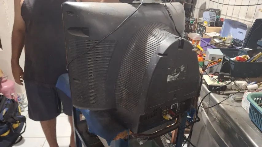 TV Samsung com tela de 21 polegadas - Foto 2