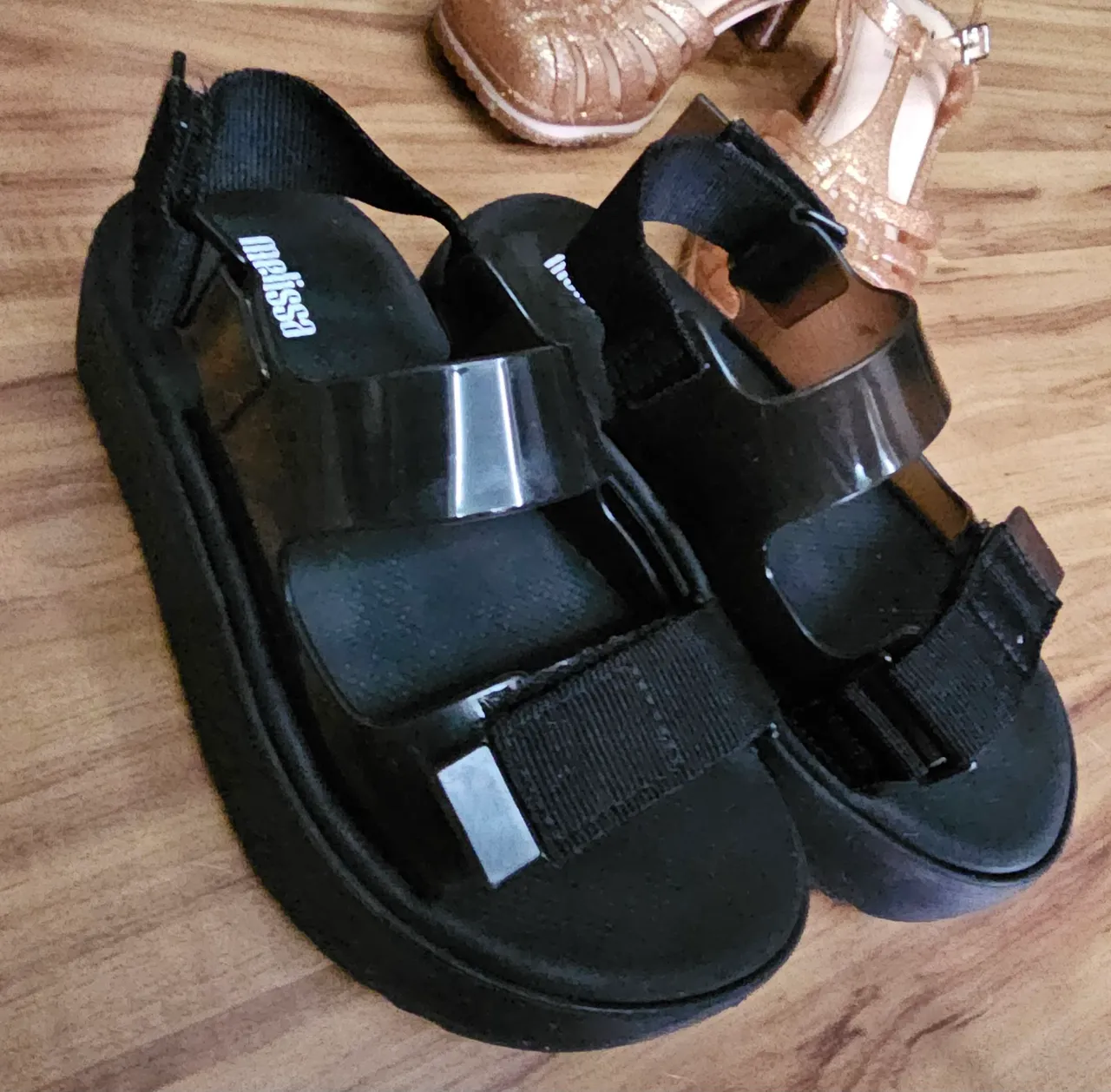 Melissa plataforma preta