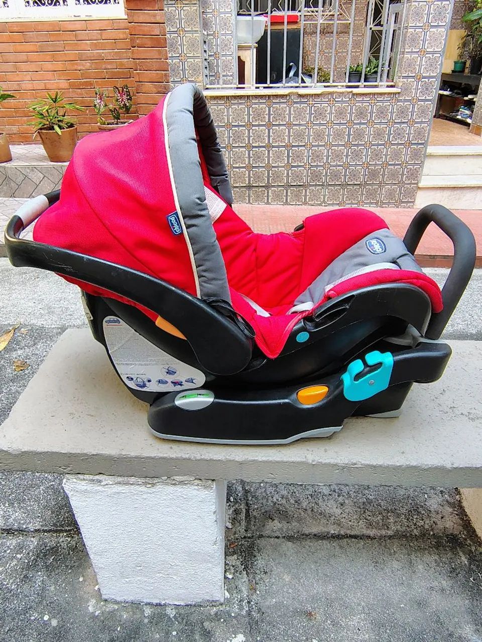 Cadeirinha Infantil Chicco - Conforto e Segurança - Foto 3