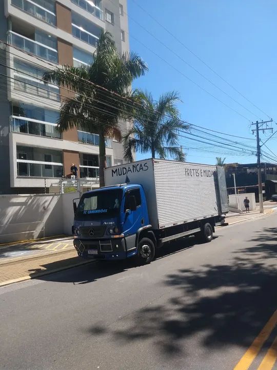 Fretes e mudanças Jacareí, SJC, LITOTAL, SP e Todo Brasil e Sul de Minas.