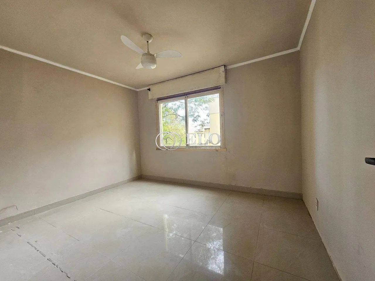 Vendo apartamento c/2 Dormitórios