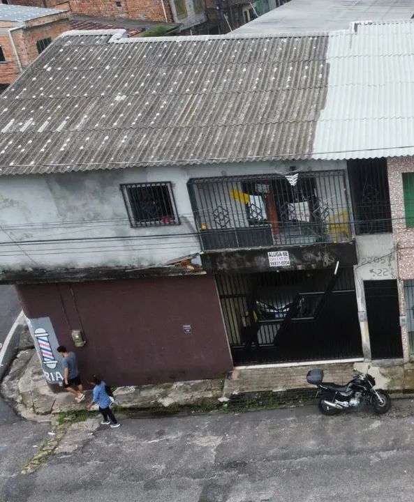 Casa Altos (1º Andar) 2 Quartos - Marambaia (Próximo ao Líder Tavares Bastos) R$ 1.500