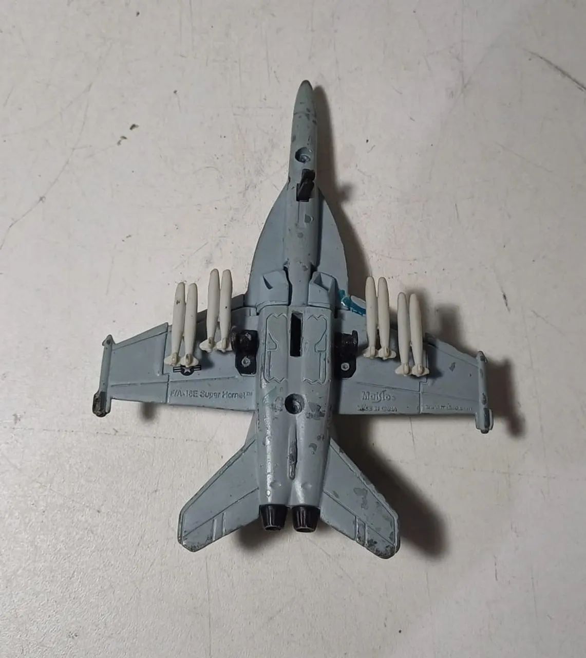 Miniatura de avião F/A-18 Super Hornet - Foto 3