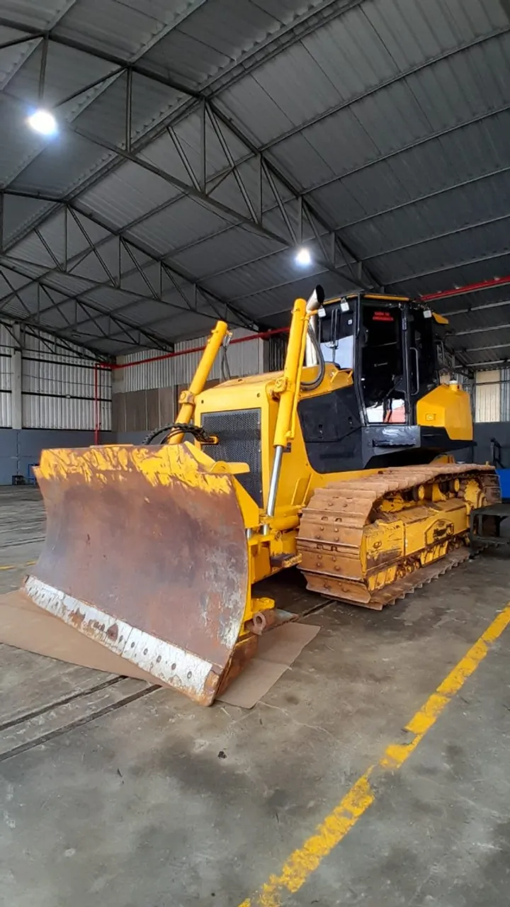 Trator de Esteiras LiuGong LD20D