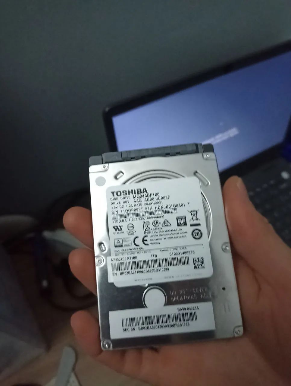 HD 1tb64374420123649120