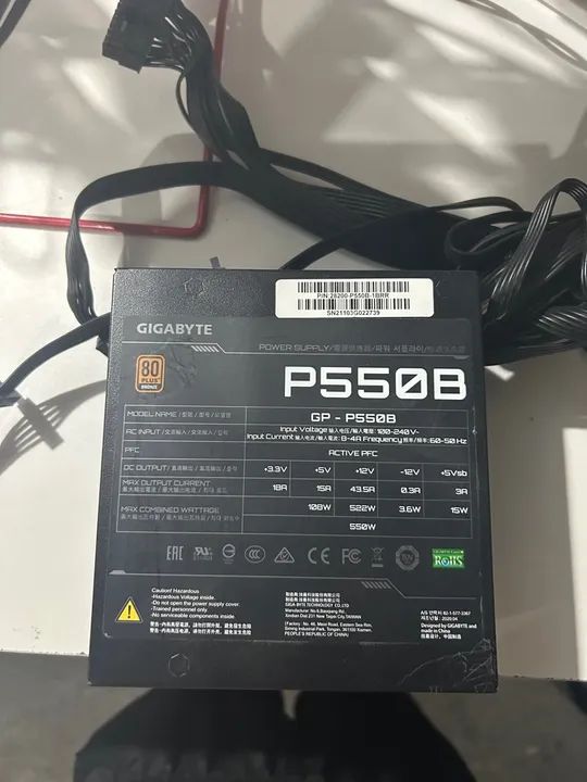 Fonte 550W Gigabyte P550B, 80 Plus Bronze