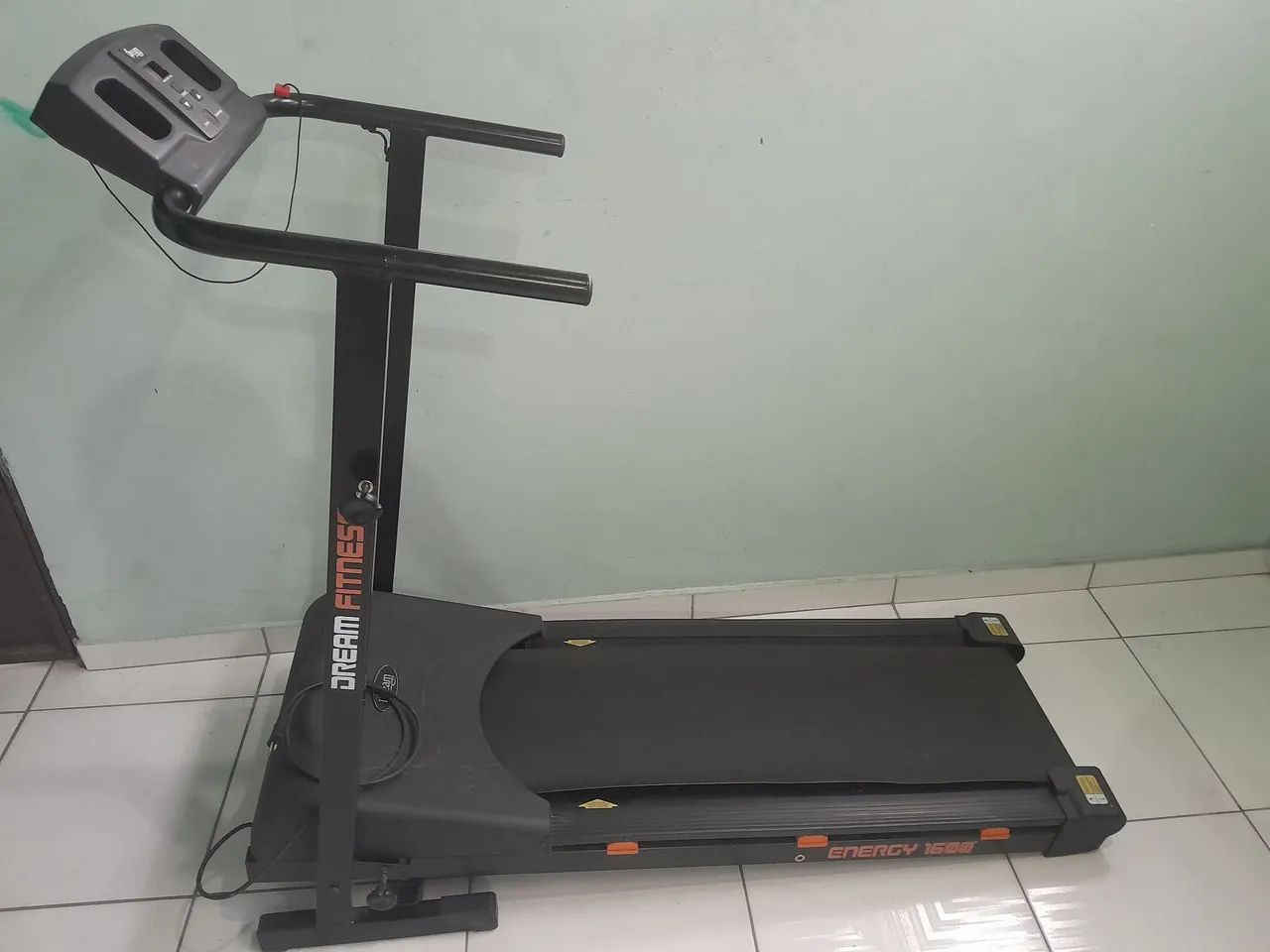 Esteira Dream Fitness Energy 1600 PT