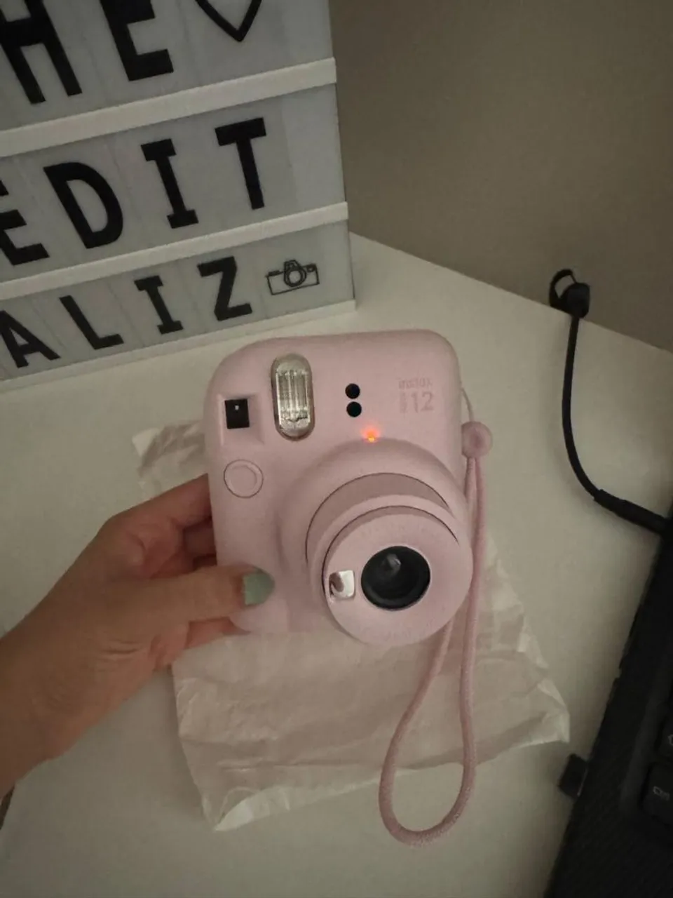 Câmera Instax Mini 12 Rosa - fotoss instantâneas!