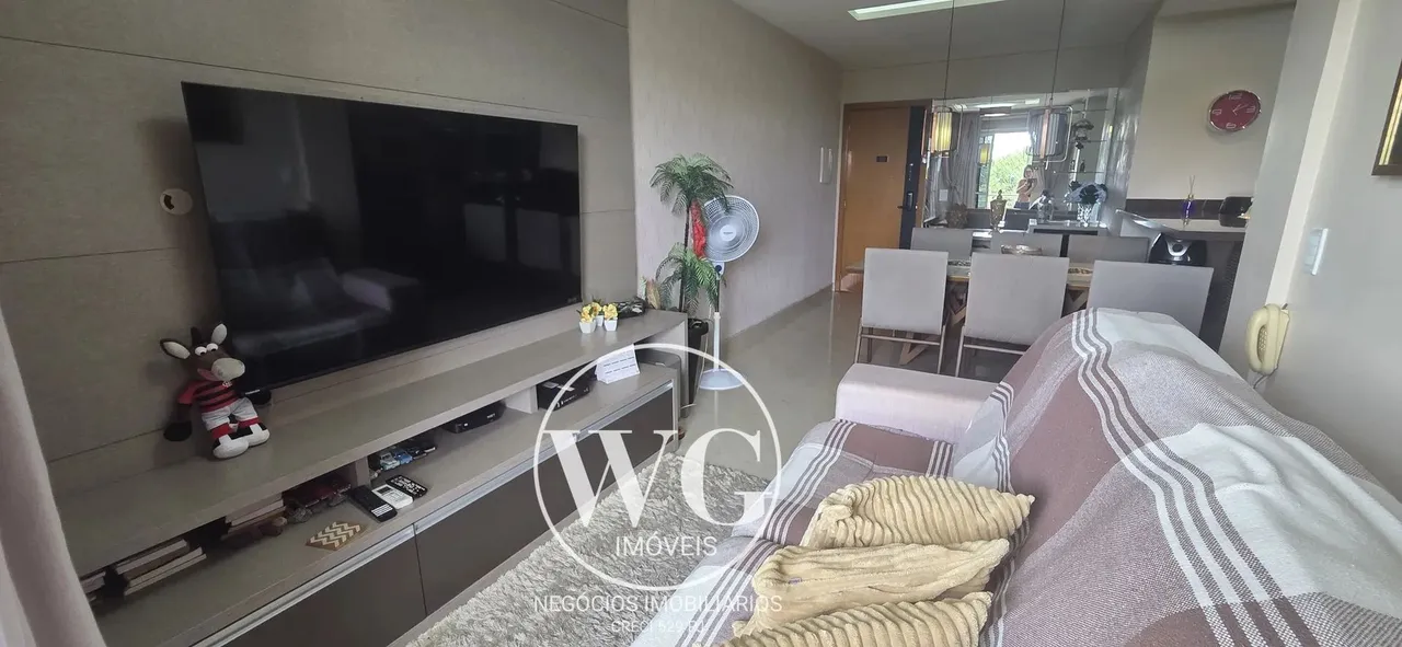 Apartamento amplo com 03 quartos no Laranjeiras Village