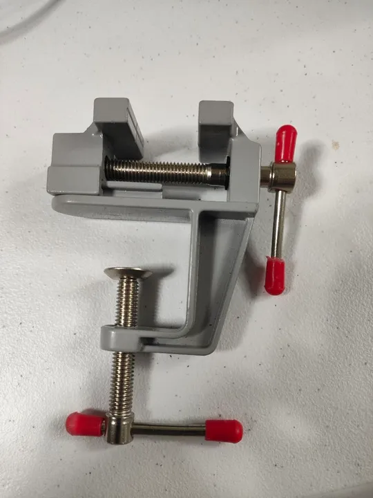 Mini torno de bancada para trabalhos manuais