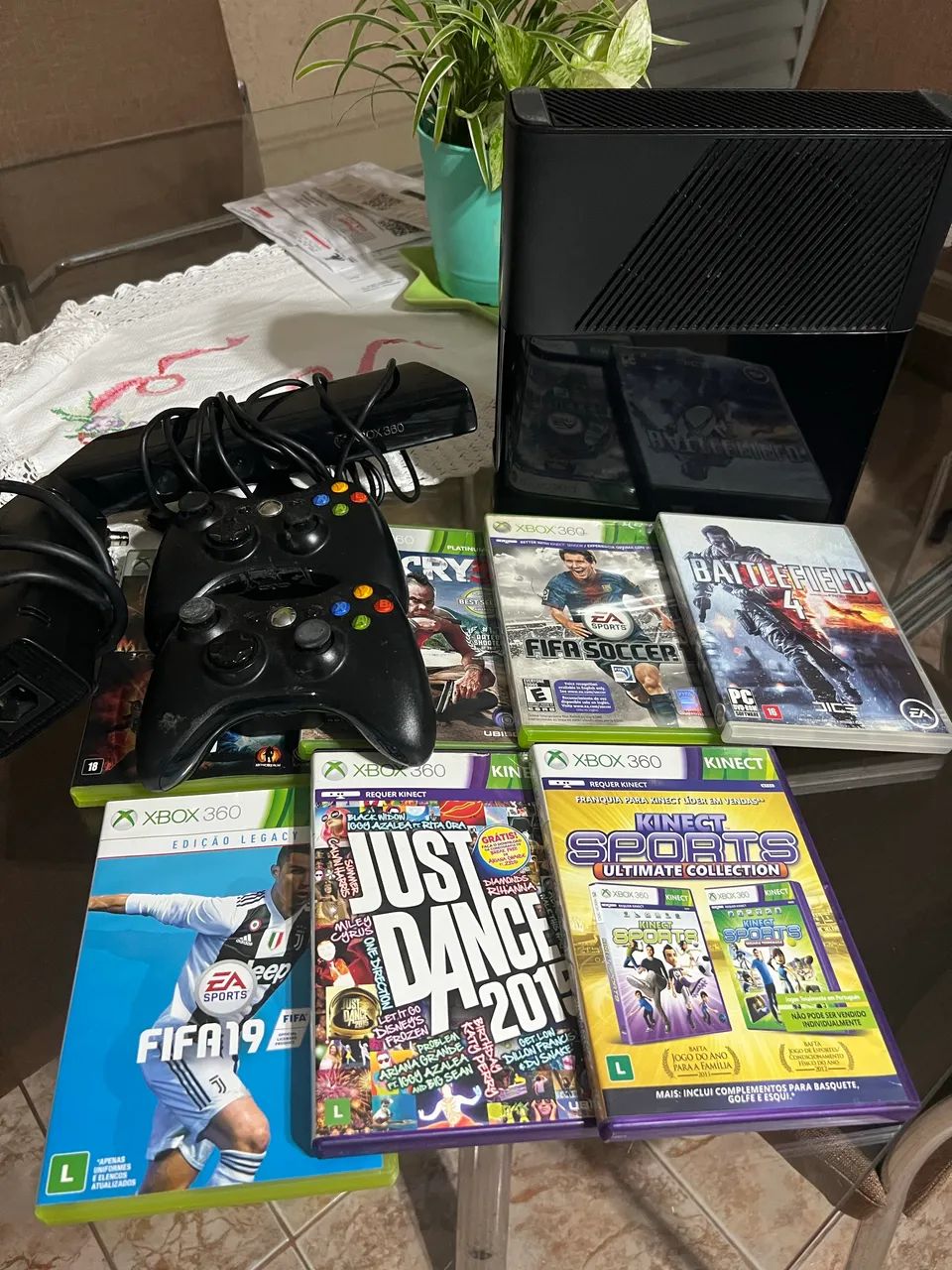 XBOX 360, 2 controles + kinect e jogos 64303559400450120